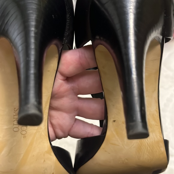 Franco Sarto cut out heels - Picture 5 of 6